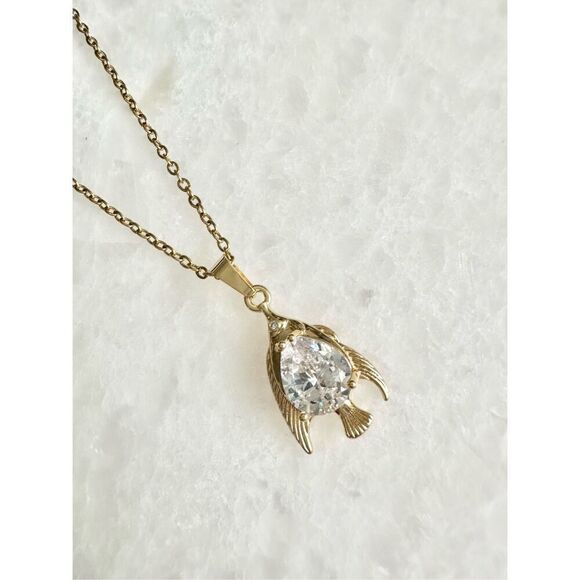 No Brand Jewelry - Angelfish cubic zirconia pear cut pendant necklace - stainless steel - 18 inch c